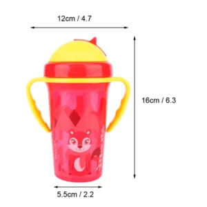 Vaso con bombilla rojo