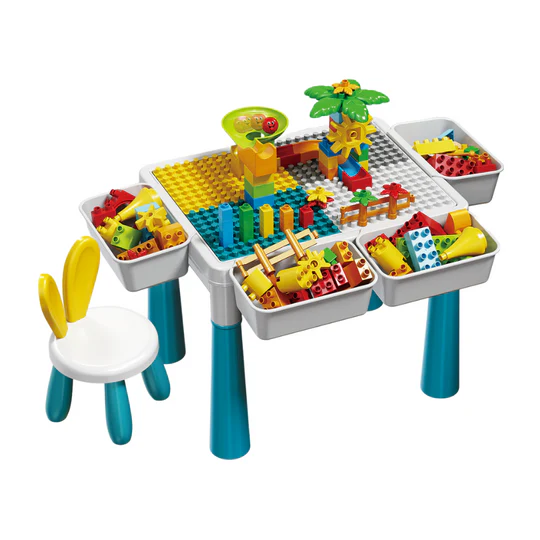 Mesa con sillita + legos